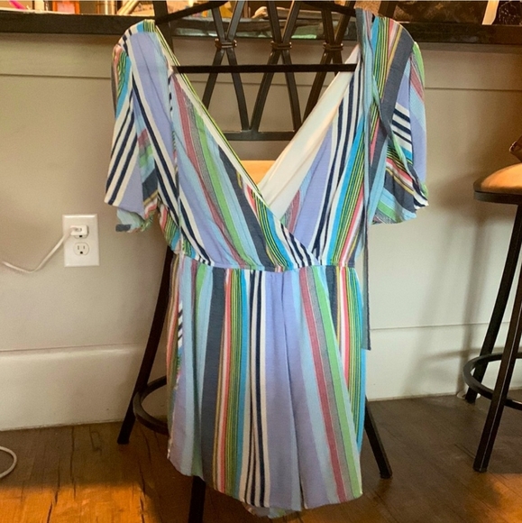 EUC 🔹️ Altar'd State Stripped Short Sleeve Multicolor Romper - Picture 2 of 4